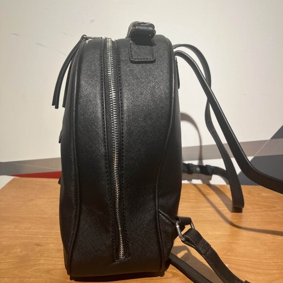 GREAT CONDITON~ Black Minimalistic Backpack - Picture 5 of 6